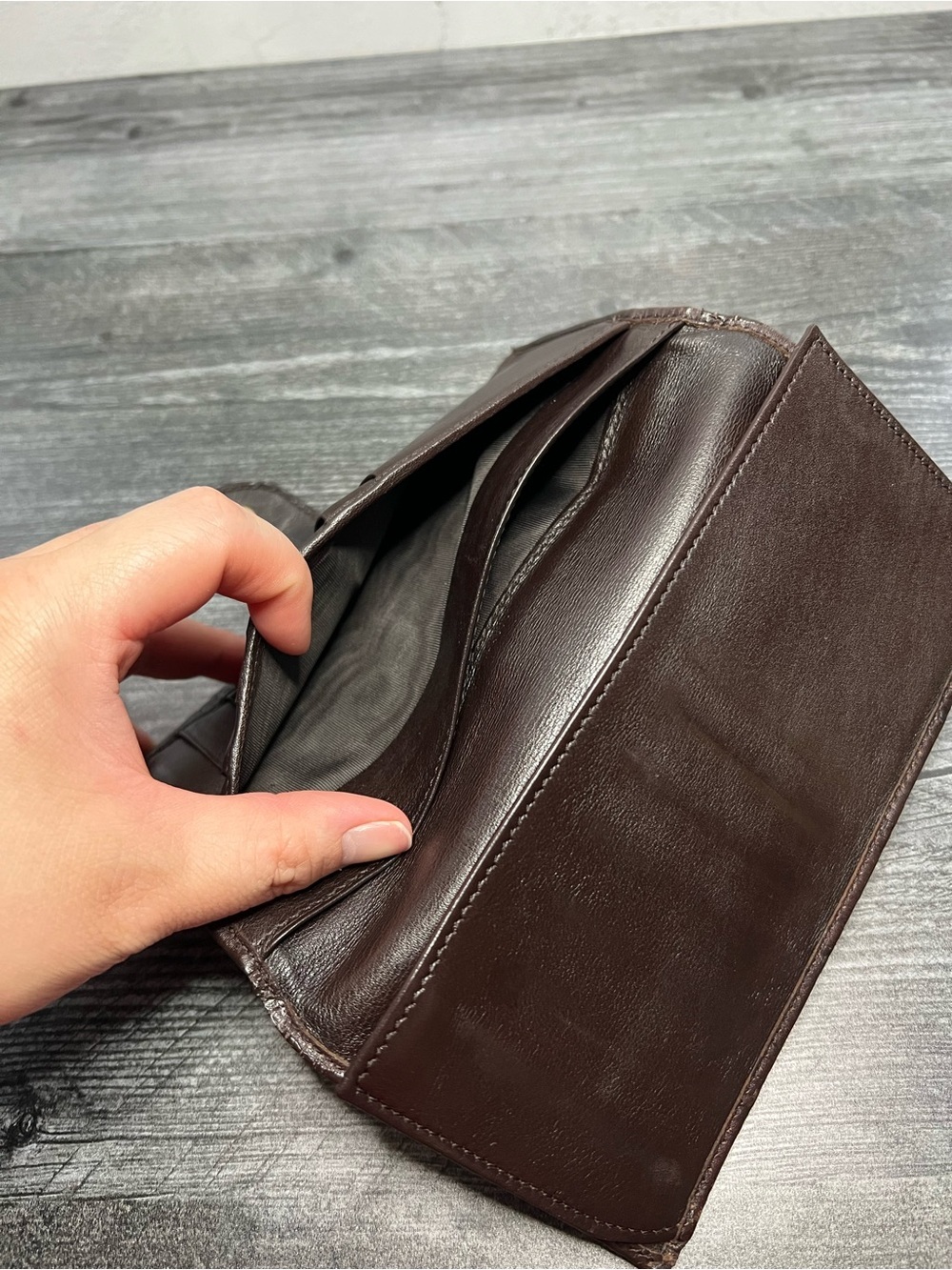 Authentic Gucci Chocolate Brown GUCCISSIMA  Wallet with Heart - Picture 8 of 13